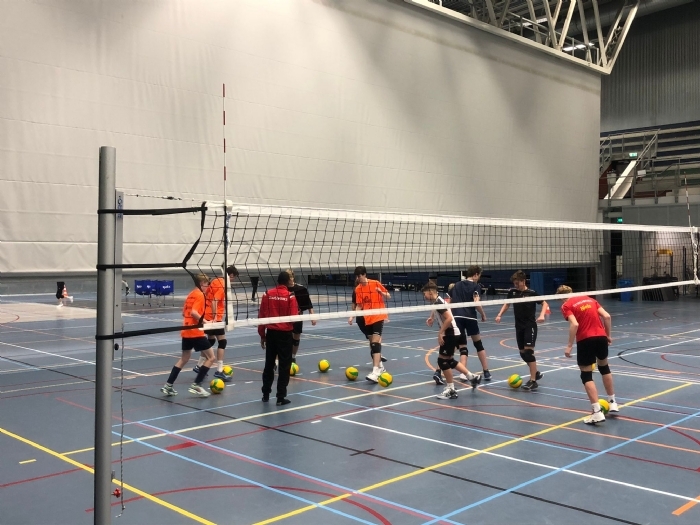 Foto volleybal RAAK.jpg