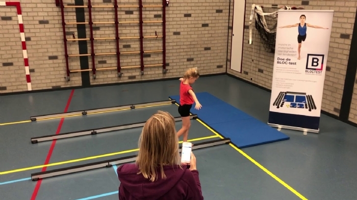 BLOC test- Achterwaarts balanceren